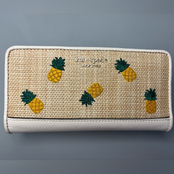 Kate Spade Darcy Straw and Leather Pineapple Embroidered Large Bifold Wallet - Picture 2 of 7